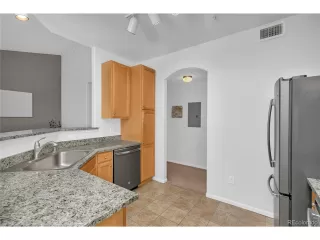 Photo #5: 4720161 Listing