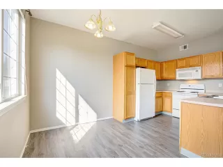 Photo #5: 4721559 Listing