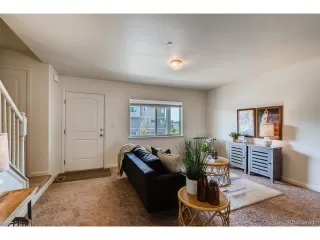 Photo #4: 4722272 Listing