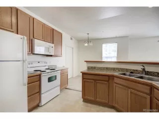 Photo #5: 4724631 Listing 