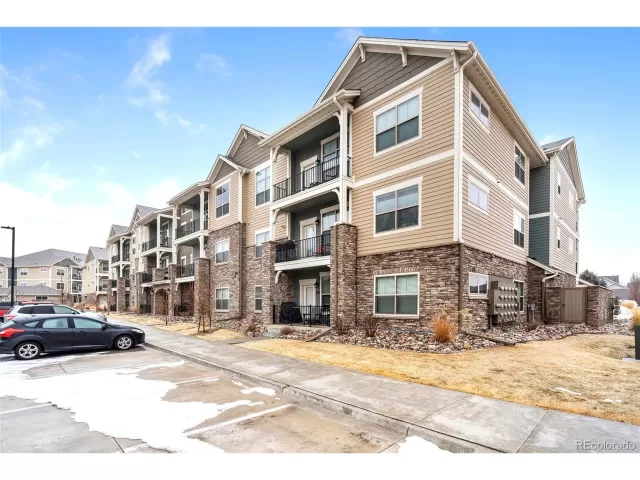 MLS: 4729783 Condo For Sale