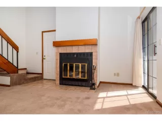 Photo #4: 4732351 Listing