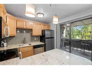 Photo #6: 4749536 Listing