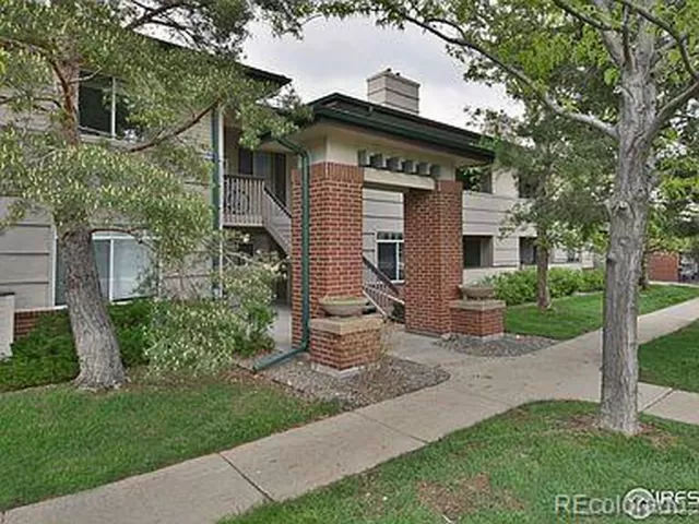 MLS: 4750607 Condo For Sale