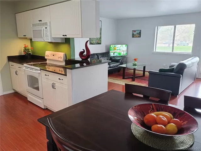 MLS: 4750762 Condo For Sale