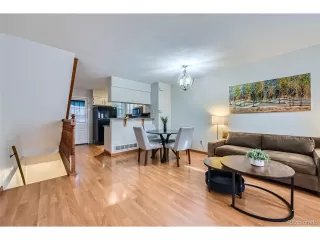 Photo #5: 4755461 Listing 