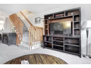 Photo #6: 4759267 Listing