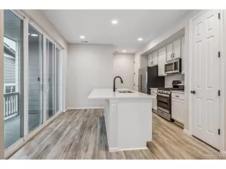 Photo #6: 4761529 Listing 