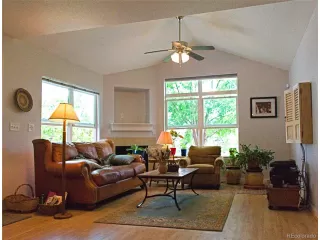 Photo #2: 4765349 Listing