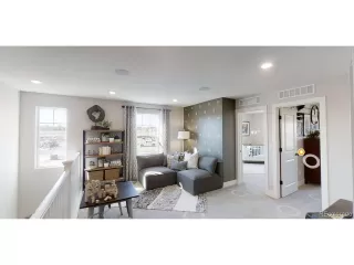 Photo #4: 4766988 Listing