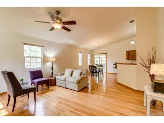 Photo #6: 4779480 Listing