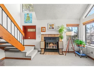 Photo #2: 4784599 Listing