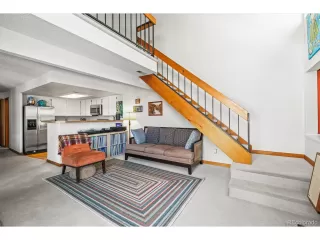 Photo #4: 4784599 Listing