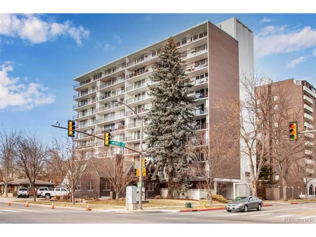 MLS: 4801166 Condo For Sale