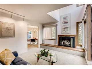 Photo #6: 4805678 Listing