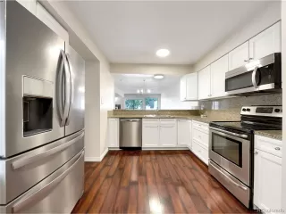 Photo #1: 4811988 Listing 