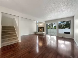 Photo #3: 4811988 Listing 