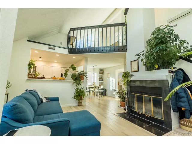 MLS: 4831195 Condo For Sale