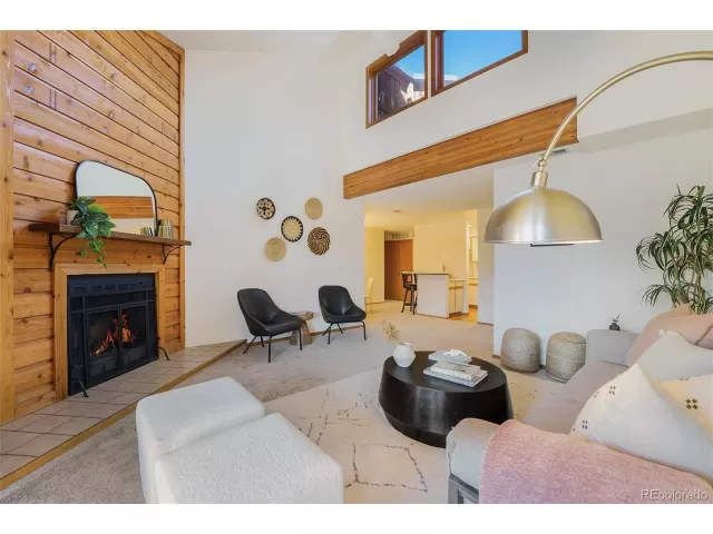 MLS: 4835174 Condo For Sale