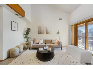 Photo #3: 4835174 Listing