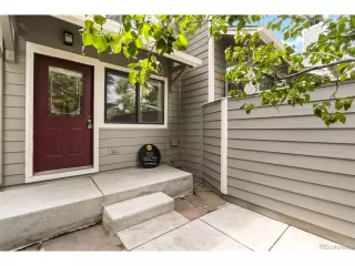 Photo #2: 4836693 Listing