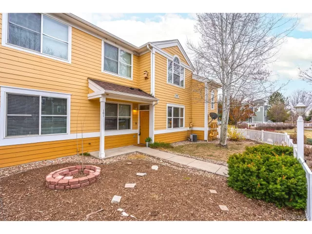 MLS: 4838725 Condo For Sale