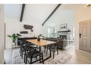 Photo #2: 4843160 Listing