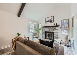 Photo #4: 4843160 Listing