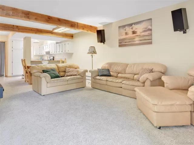 MLS: 4848128 Condo For Sale