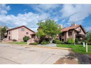 Photo #1: 4852533 Listing 