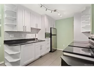 Photo #5: 4855897 Listing 