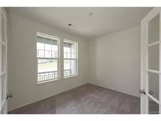 Photo #3: 4859666 Listing