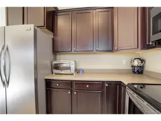 Photo #6: 4881718 Listing 