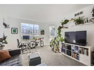 Photo #3: 4886101 Listing 