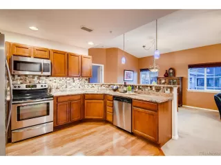 Photo #3: 4927329 Listing