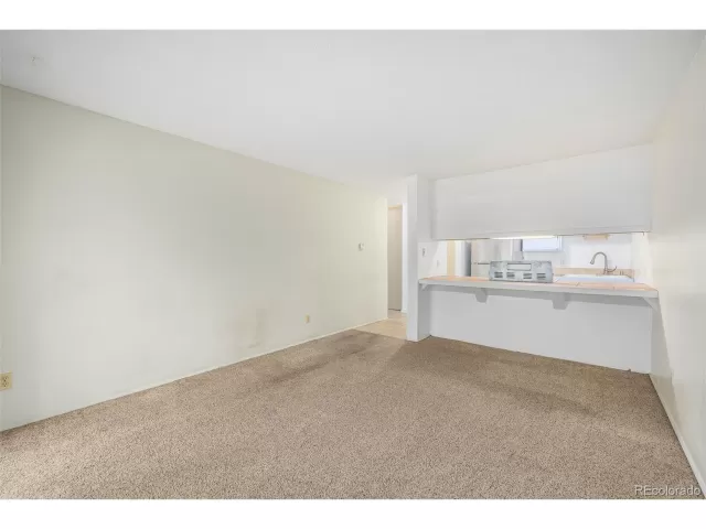 MLS: 4937557 Condo For Sale