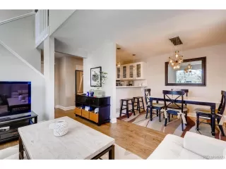 Photo #2: 4940105 Listing