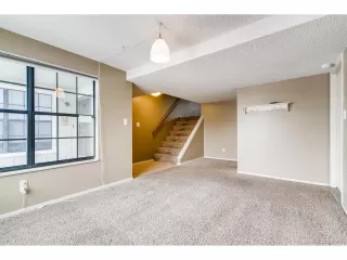 Photo #3: 4940914 Listing