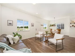 Photo #2: 4944609 Listing