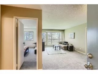 Photo #5: 4964226 Listing