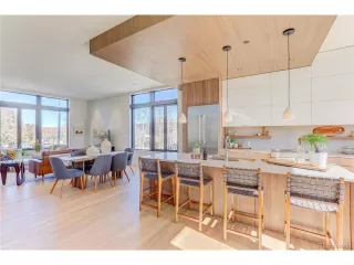 Photo #3: 4971722 Listing 