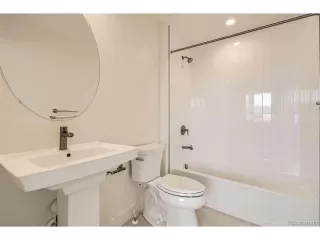 Photo #5: 4991310 Listing