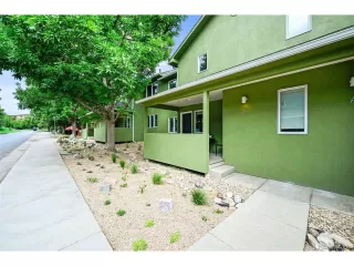 Photo #1: 4999464 Listing 