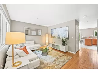 Photo #3: 4999464 Listing 