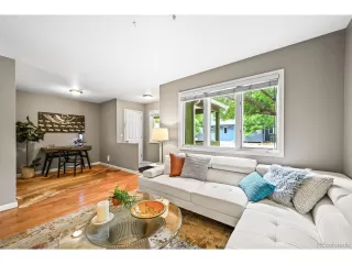 Photo #5: 4999464 Listing 