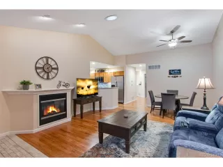 Photo #4: 5009559 Listing