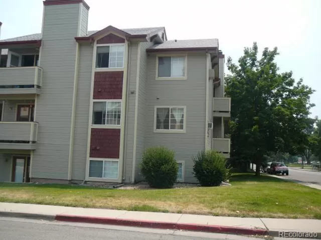 MLS: 5010605 Condo For Sale