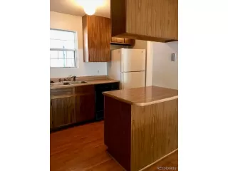 Photo #5: 5010605 Listing