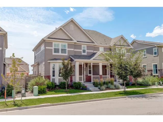 MLS: 5027581 Condo For Sale