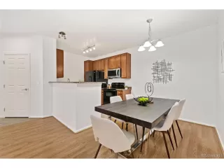 Photo #2: 5041453 Listing 